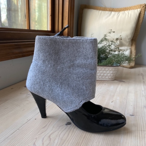 Boots - Picture 9 of 9